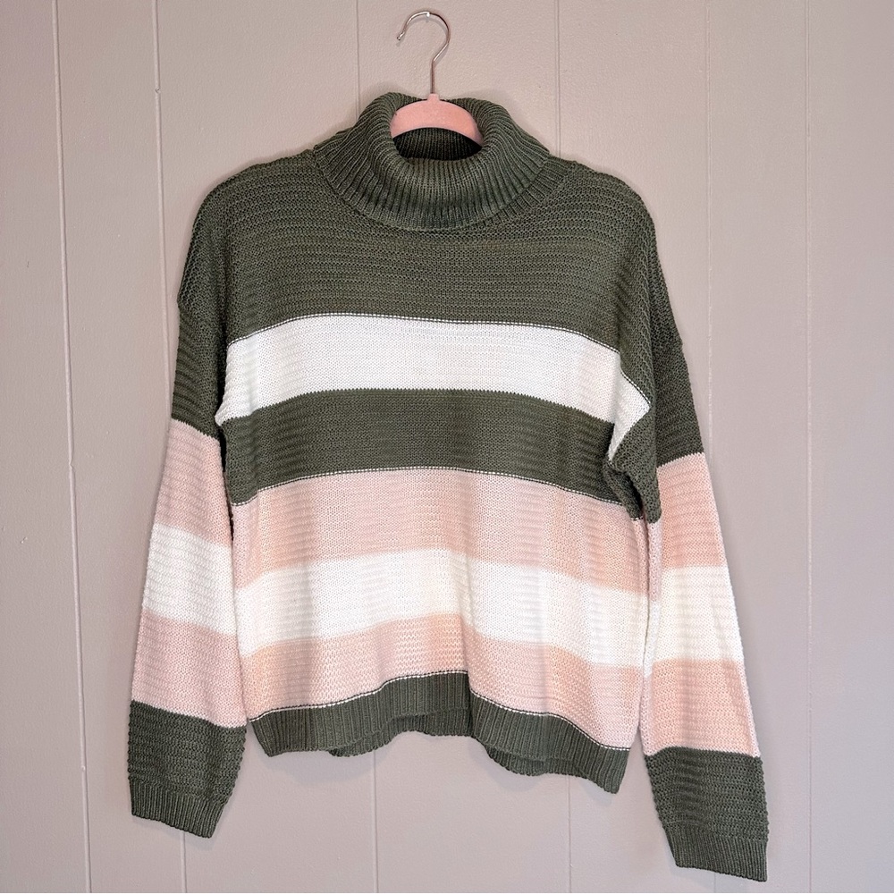 Derek Heart Knit Turtleneck Striped Sweater in Olive Green & Pink Women’s Large